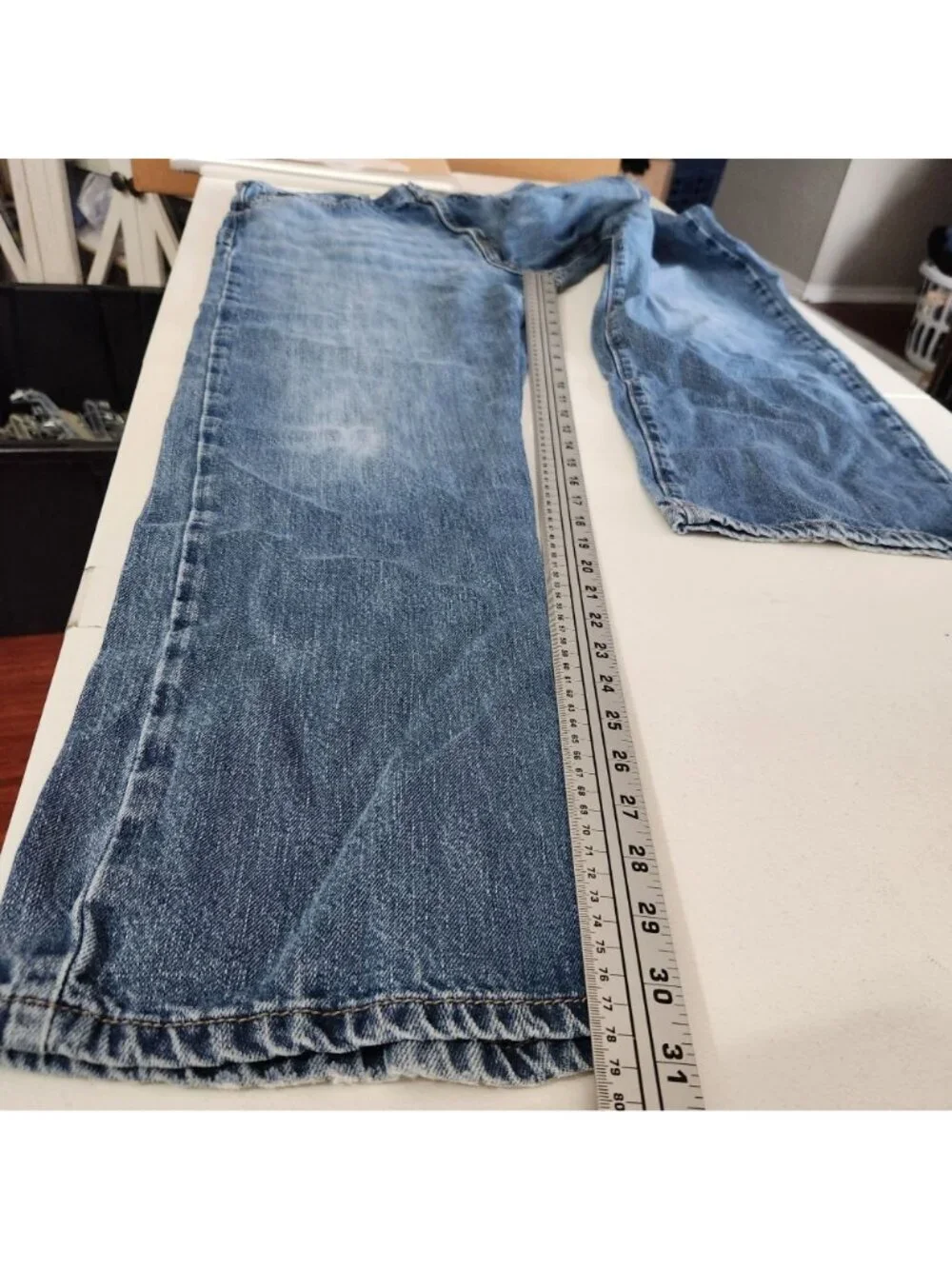 Calvin Klein Mens Blue Jeans Size 34 Relaxed Fit Straight Leg Denim